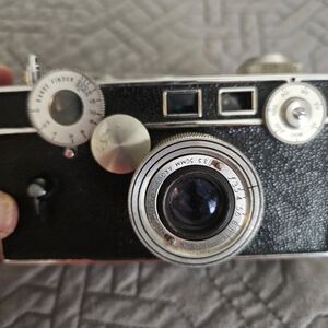 Vintage Camera with Black and Silver Finish. Argus Coated Cintar 50 mm